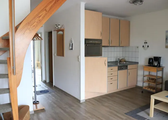 Ferienwohnung mit Seeblick und Schwimmbadnutzung in Cuxhaven