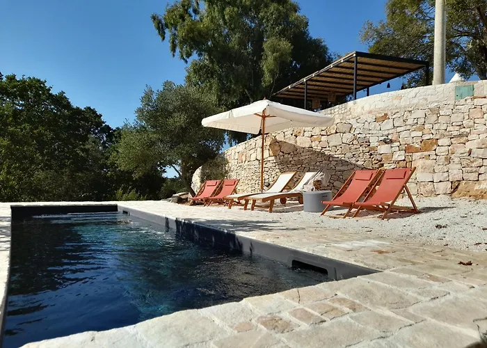Trulli Chiancaluna - Art Farm Stories