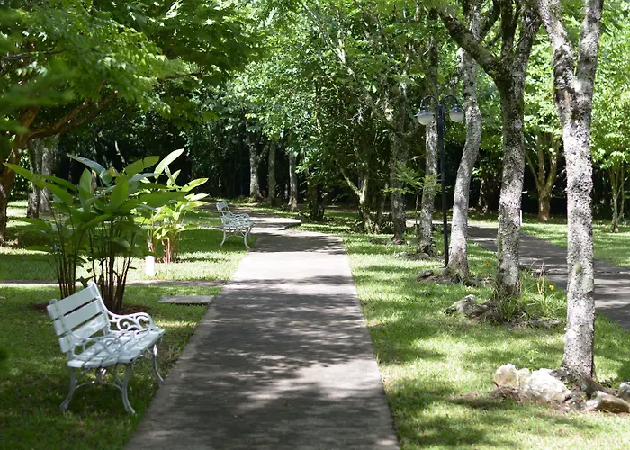 Hotel com jacuzzi: Biazi Paradise Hotel