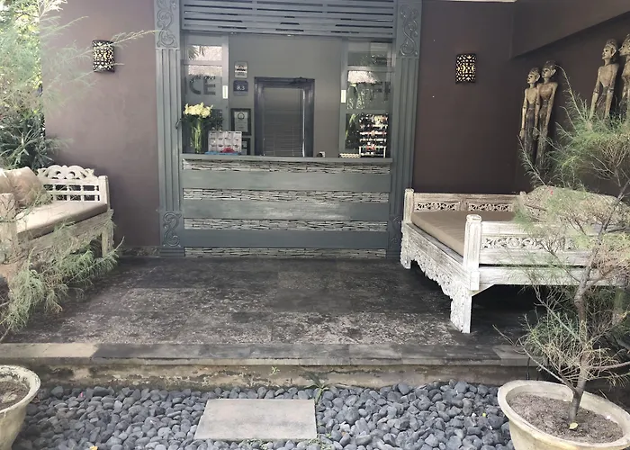 Luxury hotel only: Indiana Kenanga Boutique Hotel & Spa