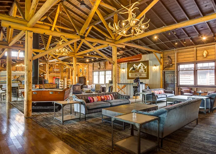 Grand Lake Lodge