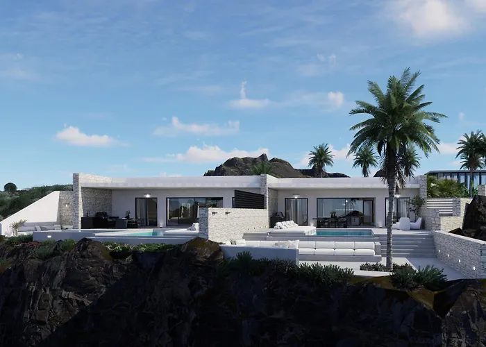 Monte Smith Luxury Villas