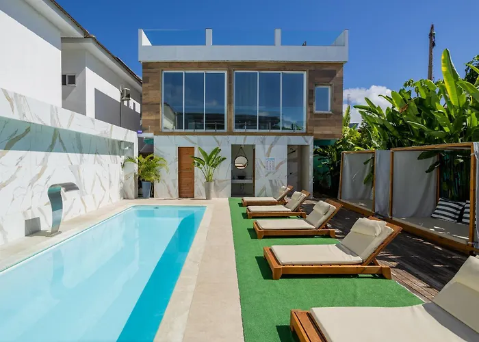 Santorini Beach Hotel