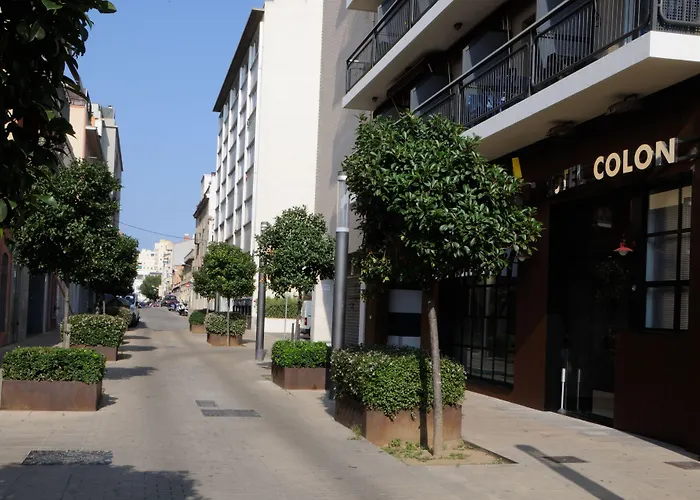 New Hotel Colon