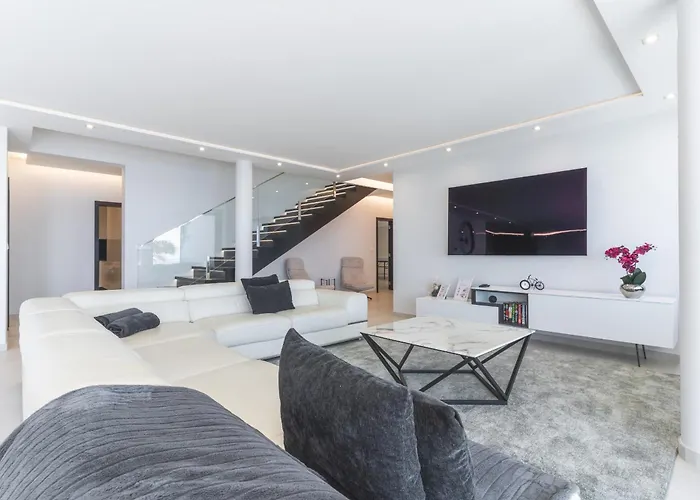 Villa Zenha By Atlantic Holiday