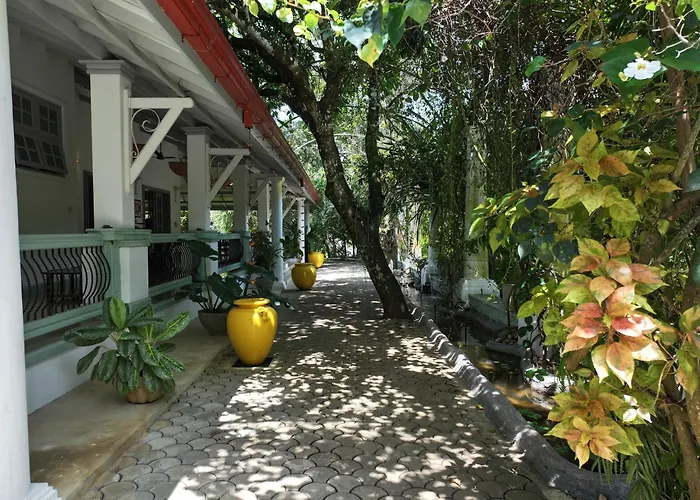 Hebron Gardens House