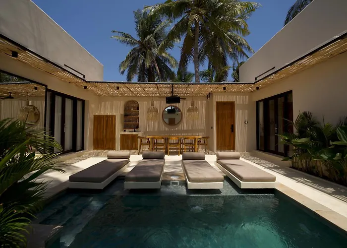 Koa One - Luxury 4Br Villa With Private Pool And Outdoor Cinema On Gili Trawangan