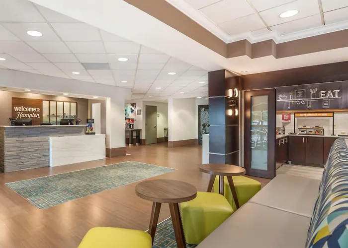 Hampton Inn Fort Myers-Airport&I-75