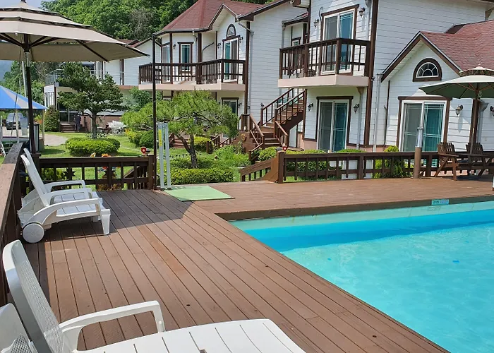 Forest Of Color Pension
