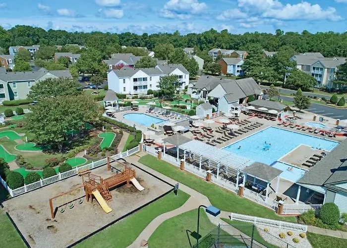 Charming 2Br Colonial Apartment With Resort Access
