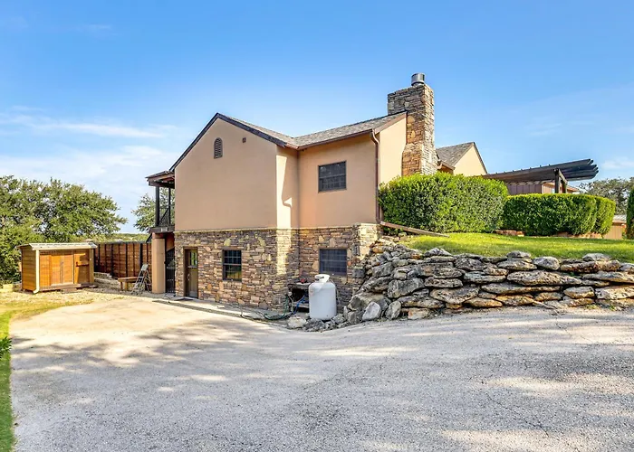 Italian-Styled Home W/ Lake Views & Private Pool