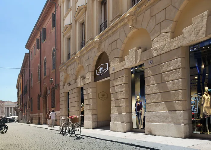 Hotel vicino al College: Oriana Homèl Verona