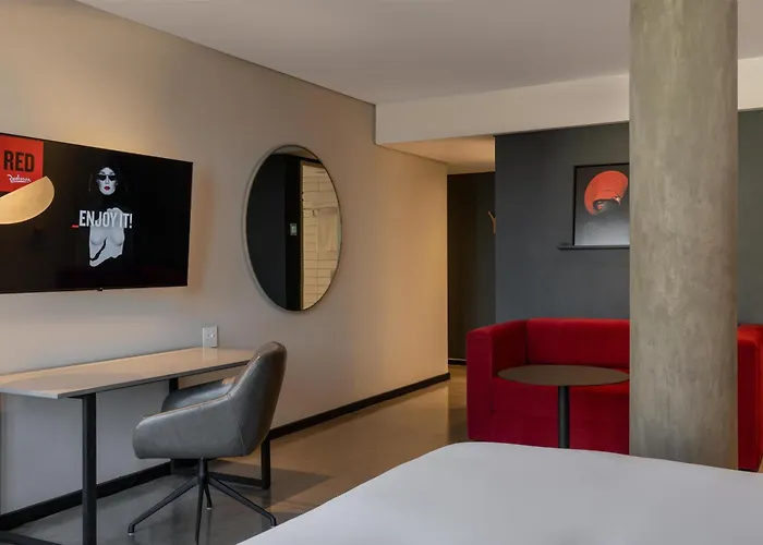 Radisson Red Hotel V&A Waterfront Cape Town