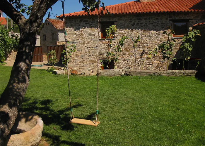 Vila: Candeias Do Souto