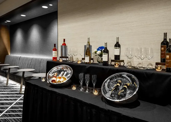 Hotel with view: Hilton Charlotte Airport Hotel