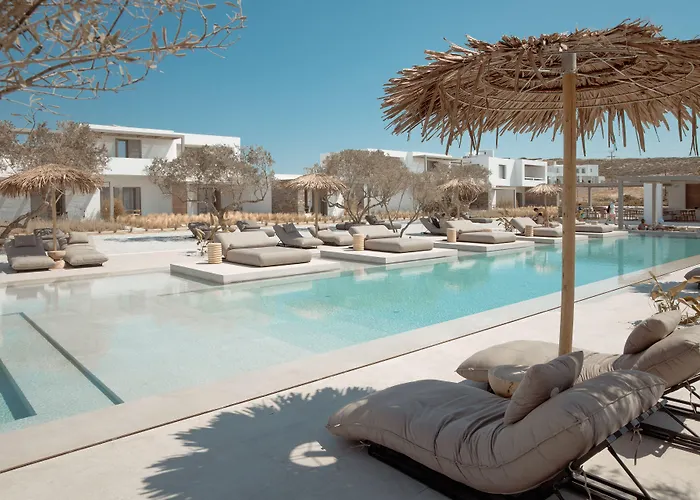 Resort: Cove Paros
