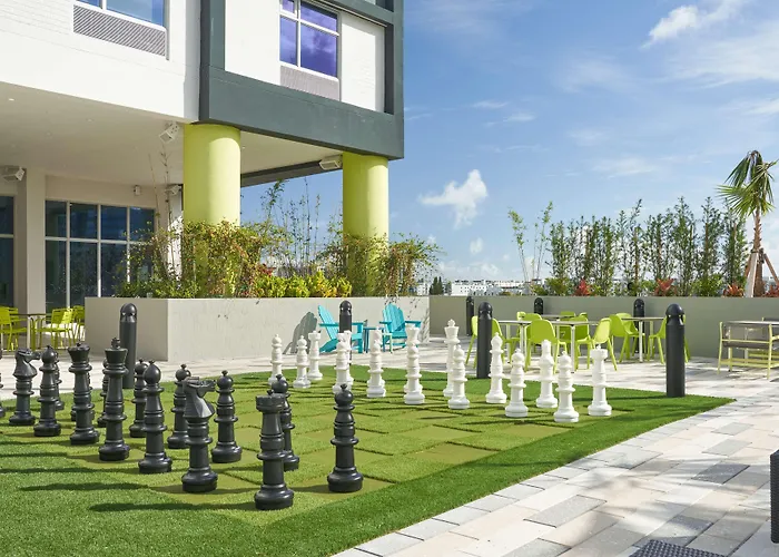 Kid friendly hotel Tru By Hilton Fort Lauderdale Downtown-Flagler Village