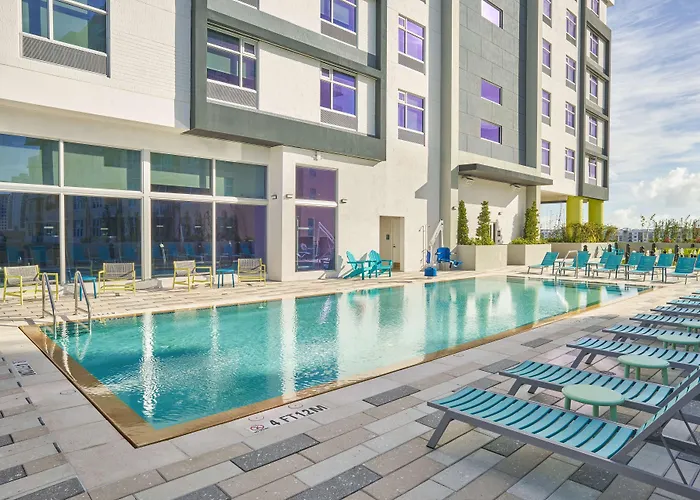Kid friendly hotel Tru By Hilton Fort Lauderdale Downtown-Flagler Village