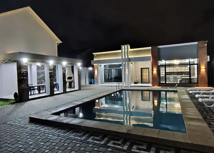 Warm Pool Suvalan