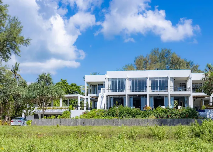 Black Pearl 8 Bedroom Beach Villa Private Pool Gym Free Car Free Water And Electricity Maid 10 Meters To The Beach