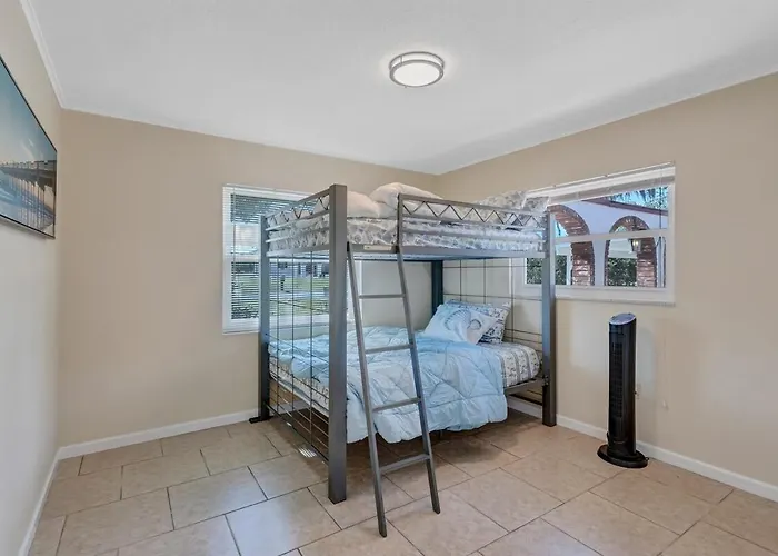 Crystal River Heated Pool 3 Mins Sister Spring
