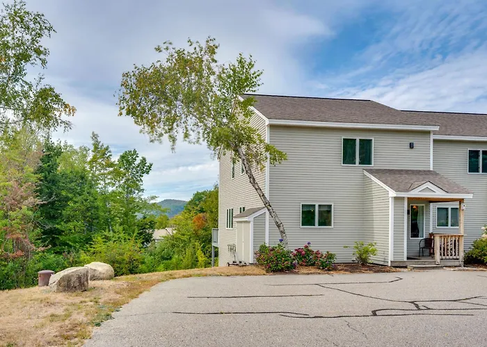Mtn Views, On-Site Trails! Spacious Bartlett Home