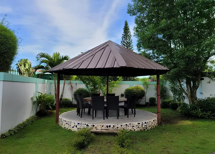 Jewelry Resort And Villas Tagaytay