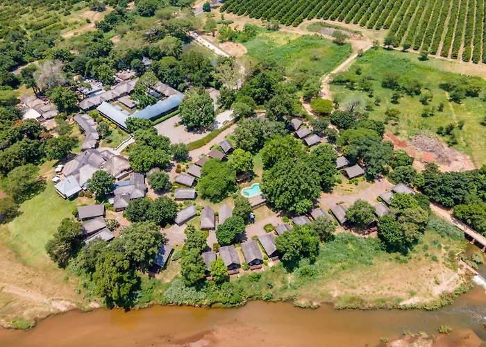 Hippo Hollow Country Estate