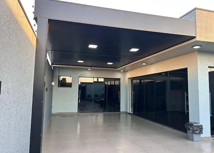 Espaço aconchegante com piscina e area gourmet