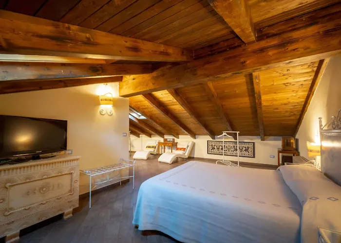 Su Passu Country House