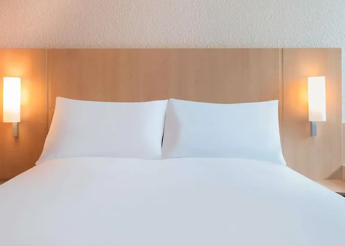 Ibis Nantes Centre Gare Sud