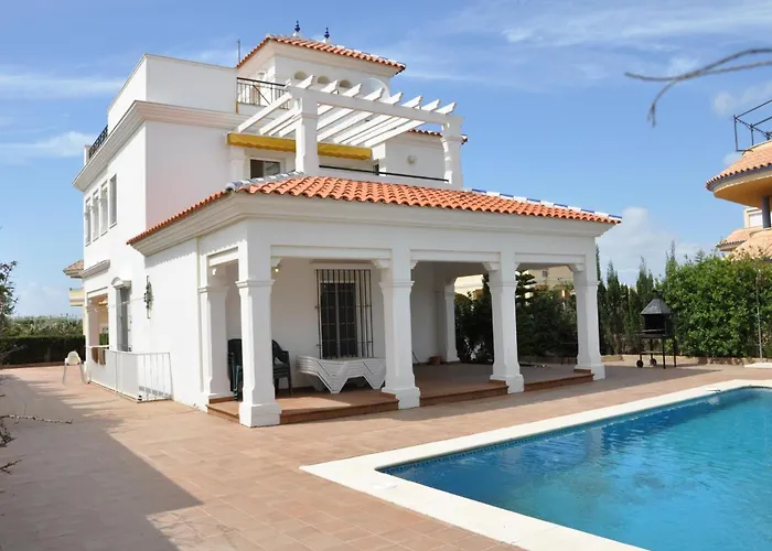 A. Villa Canela