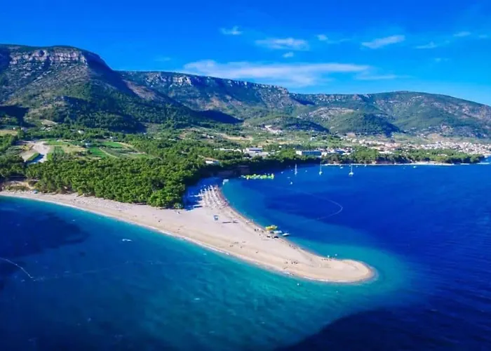 Deluxe Villa Sirena On The Beach With Pool