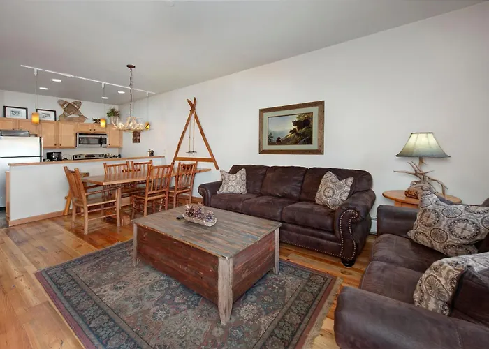 Arapahoe Lodge 1 Bed 2 Bath Aljd
