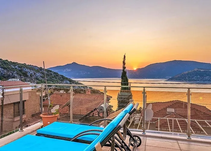 4 Bedroom Villa In Kisla Bay Close To The Beach