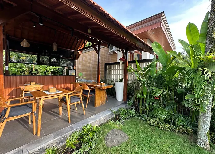 Uma Swari Villa Sidemen