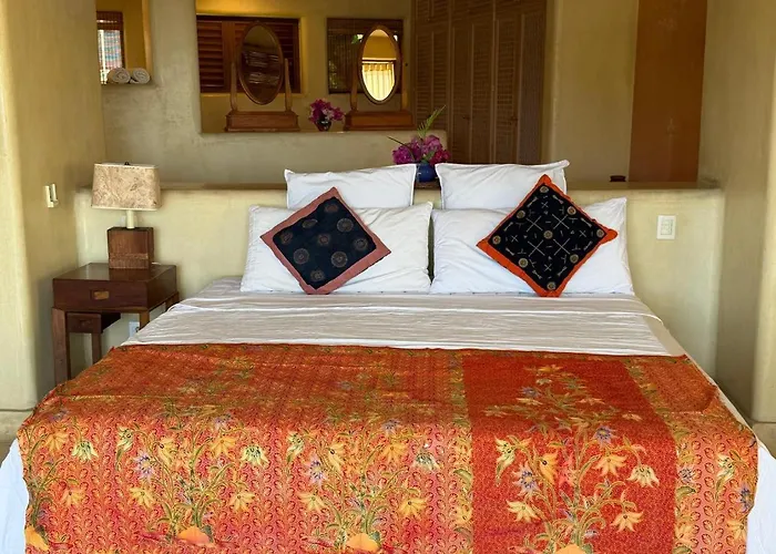 Casa Muegano, Entire Private Villa With Service Included For 10