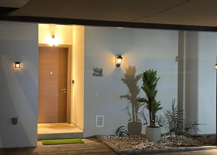 Luxury Retreat Villa On Yas Island- Licensed Holiday Home