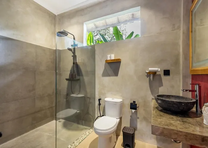 Villa Trembesi - New Spacious Luxury 2Br Private Villa - Free Gym Access - 60Mbps Wifi