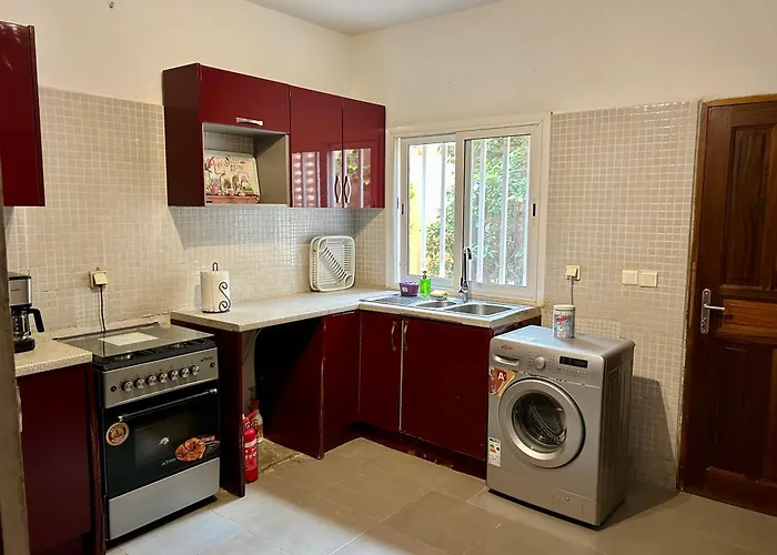 Two Bedroom Villa With Private Swimming Pool And Garden In Almadies