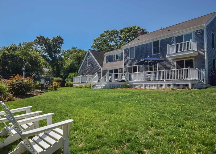 Beautiful Spacious Family Retreat W Pool