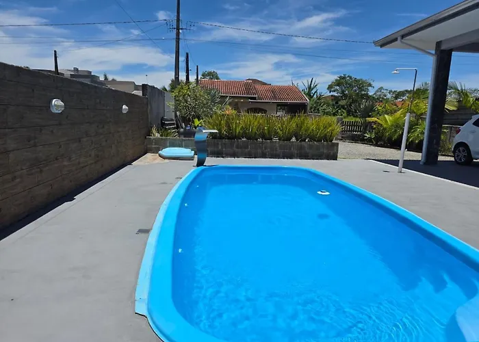 Casa com piscina Itapoá Itapema do Norte