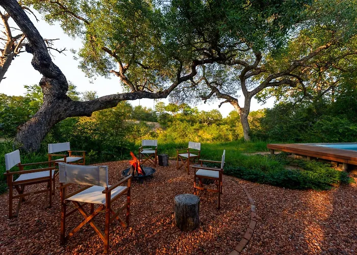Nomads Den Safari Villas - Heated Pools&Riverbed views