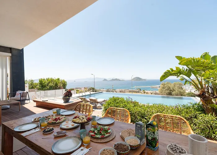 Marinhill High Luxury Villa With Private Pool And Sea View