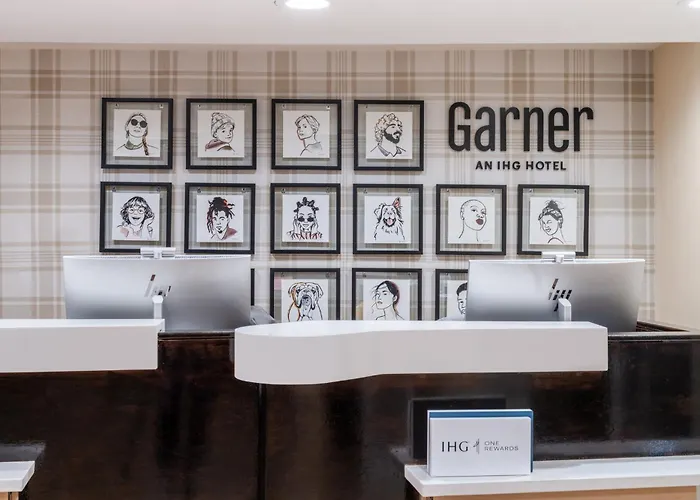 Hotel with view: Albuquerque Hotel West By Ihg