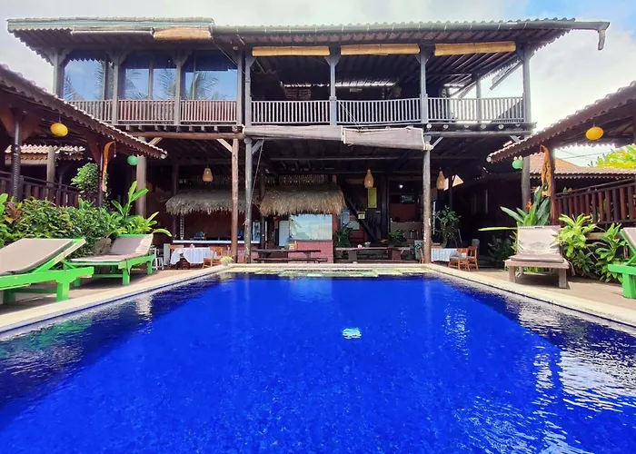 Green Paddy Hostel & Villa