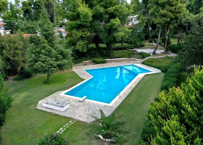 Sani Pool Beach Villa