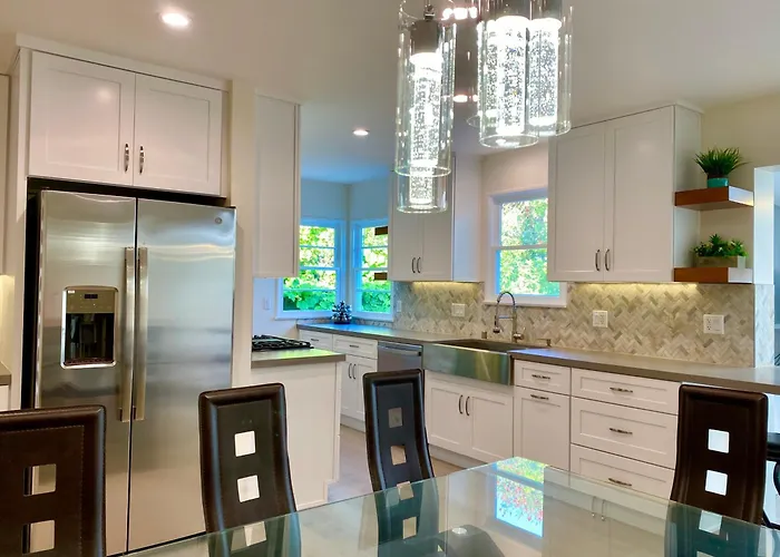 Oasis With Pool And Music Studio By Benvenu