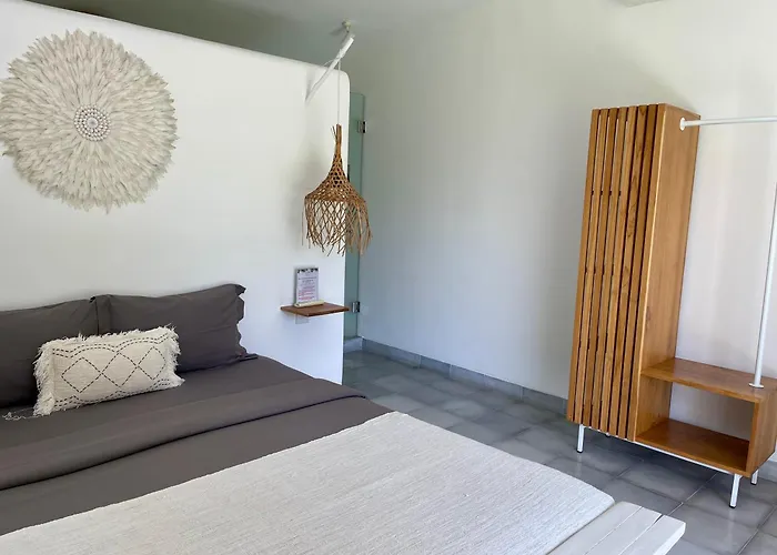 Airport Hotel: The Bingin Beach Villas' Bungalow Resort