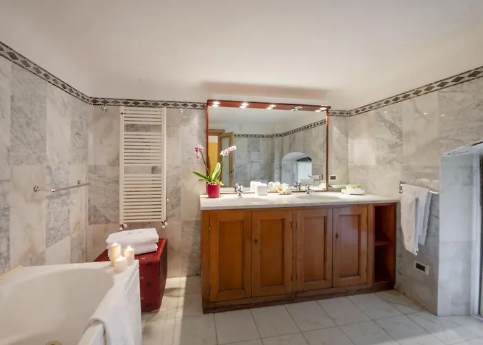 Villa Le Palme-Pool, Garden, Terrace & Sea View